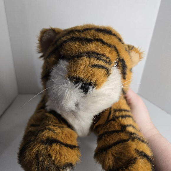 Vintage Squeezems Fundamental Too Tiger Plush 1984 Korea NON WORKING Stuffed Toy - Picture 2 of 5